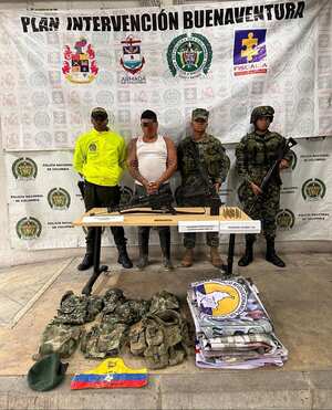 Material bélico incautado a las disidencias de las Farc en zona rural de Buenaventura