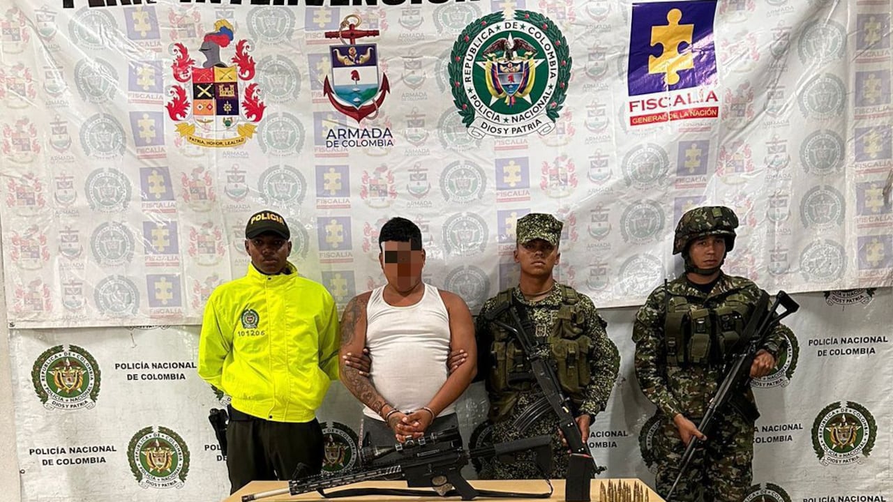 Material bélico incautado a las disidencias de las Farc en zona rural de Buenaventura.