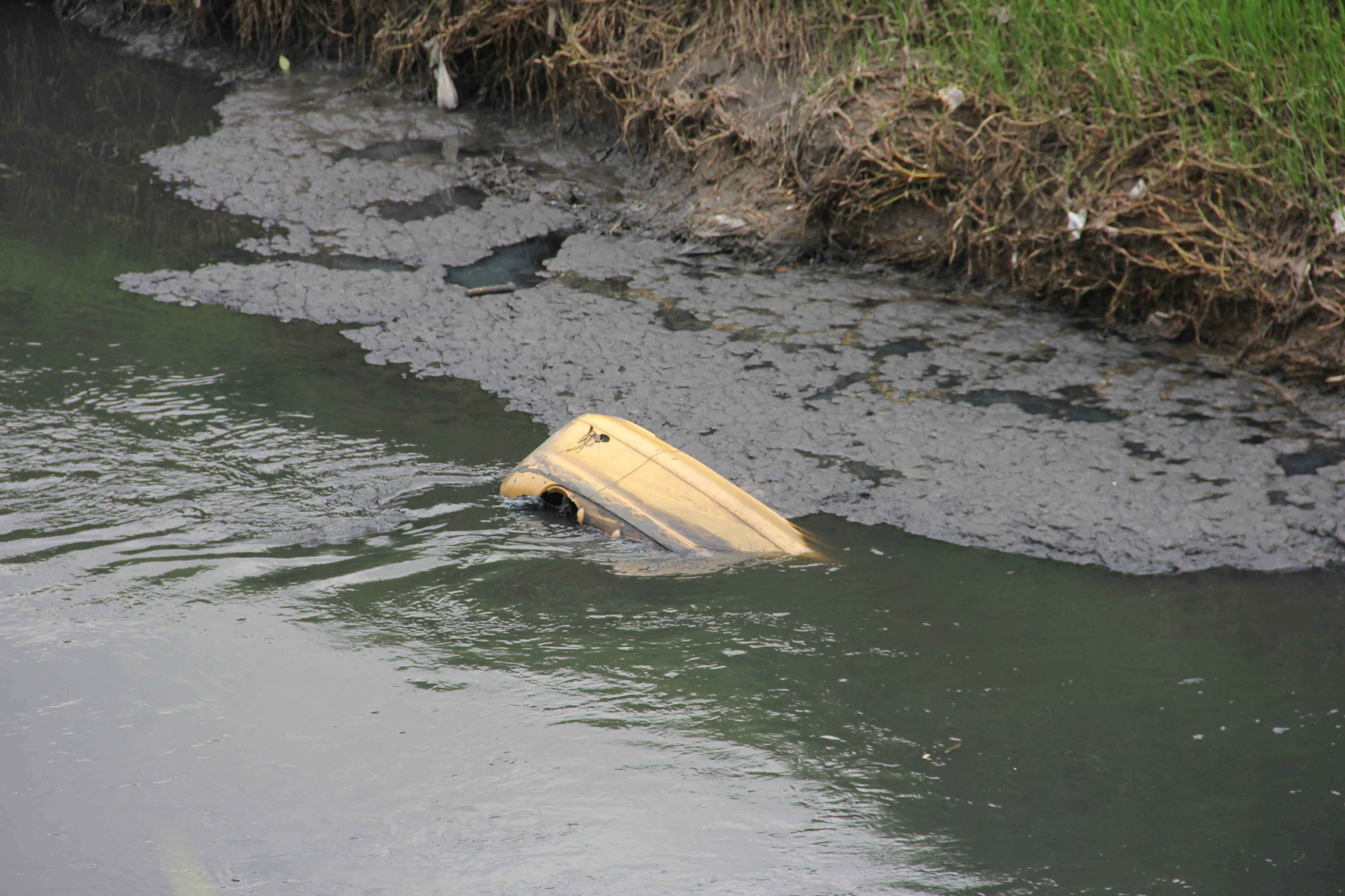 Malos hábitos cotidianos han generado la contaminación de fuentes hídricas como el río Bogotá