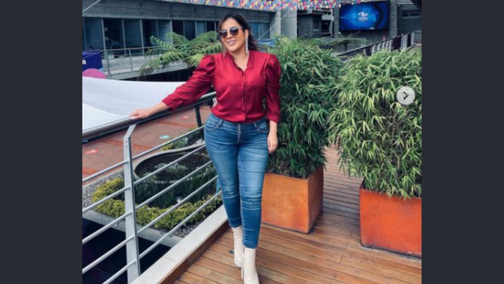 Laura Sarmiento, locutora de la emisora 'La kalle'.
Foto: Instagram @soylalasarmiento