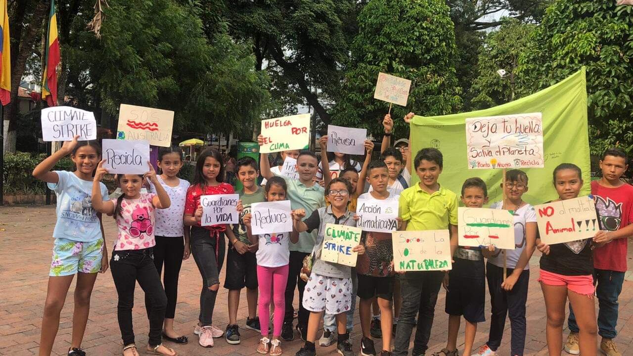 Los niños colombianos que siguen los pasos de Greta Thunberg