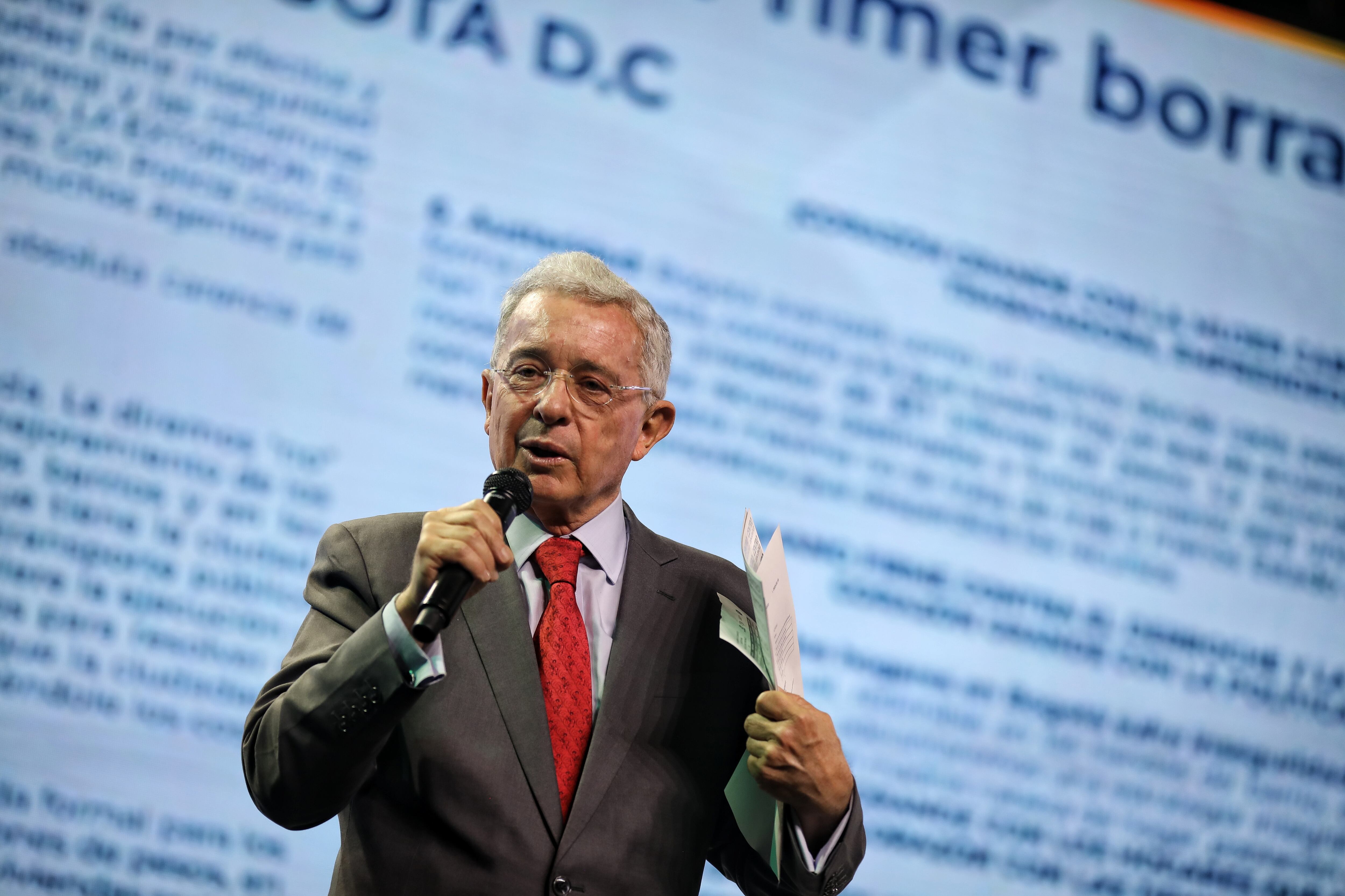 Álvaro Uribe