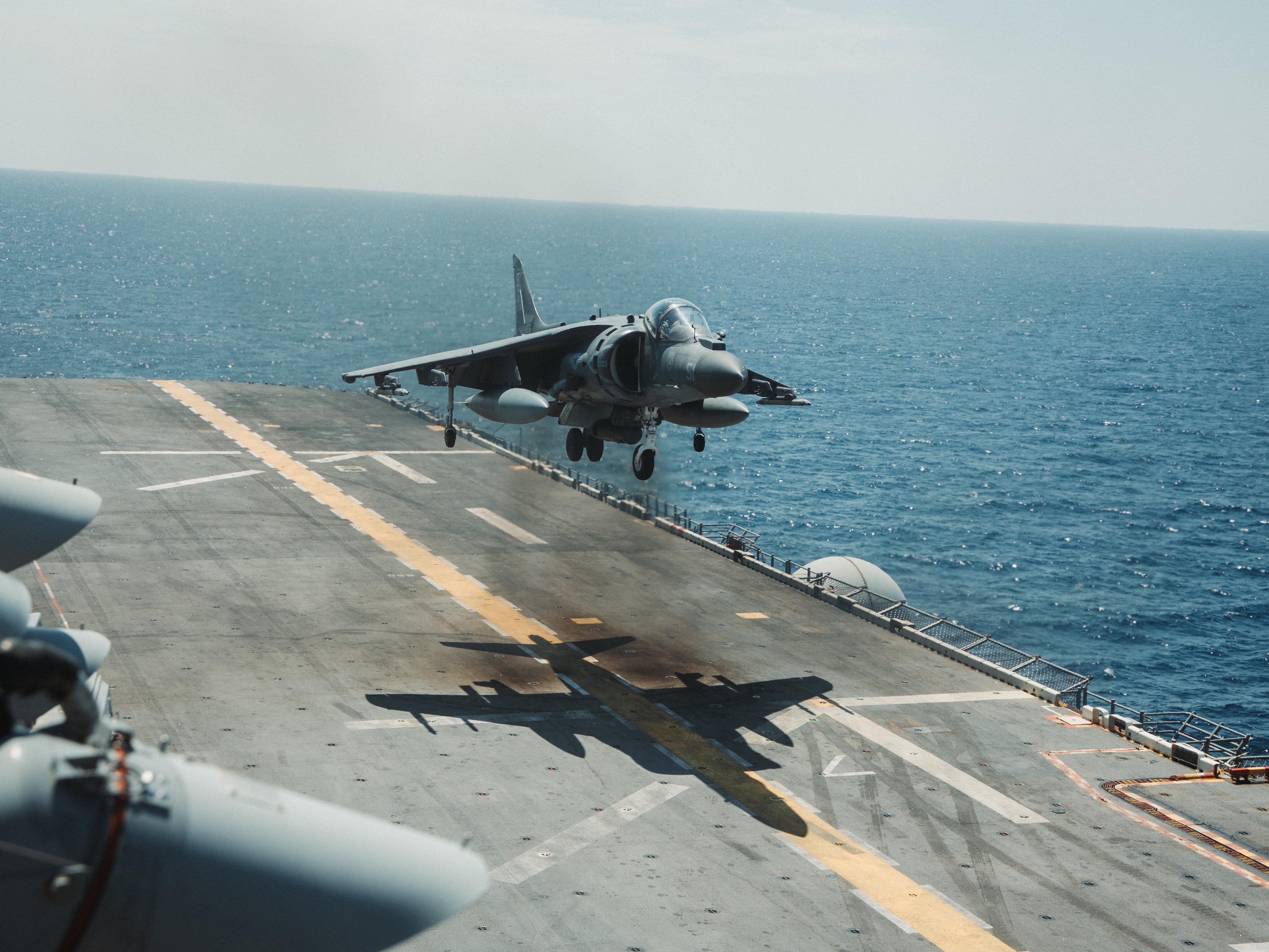 Las imágenes de los U.S. Marines dando cuenta de su despliegue por el Mar Caribe