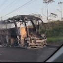 Bus quemado en via de Pasto - Tumaco, Nariño