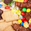 El consumo excesivo de azúcar también puede estar relacionado con factores psicológicos y emocionales, ya que muchas personas recurren a los alimentos azucarados como una forma de lidiar con el estrés o las emociones negativas.