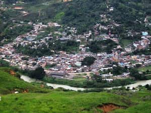 Vista general del casco urbano de Suárez, Cauca.
