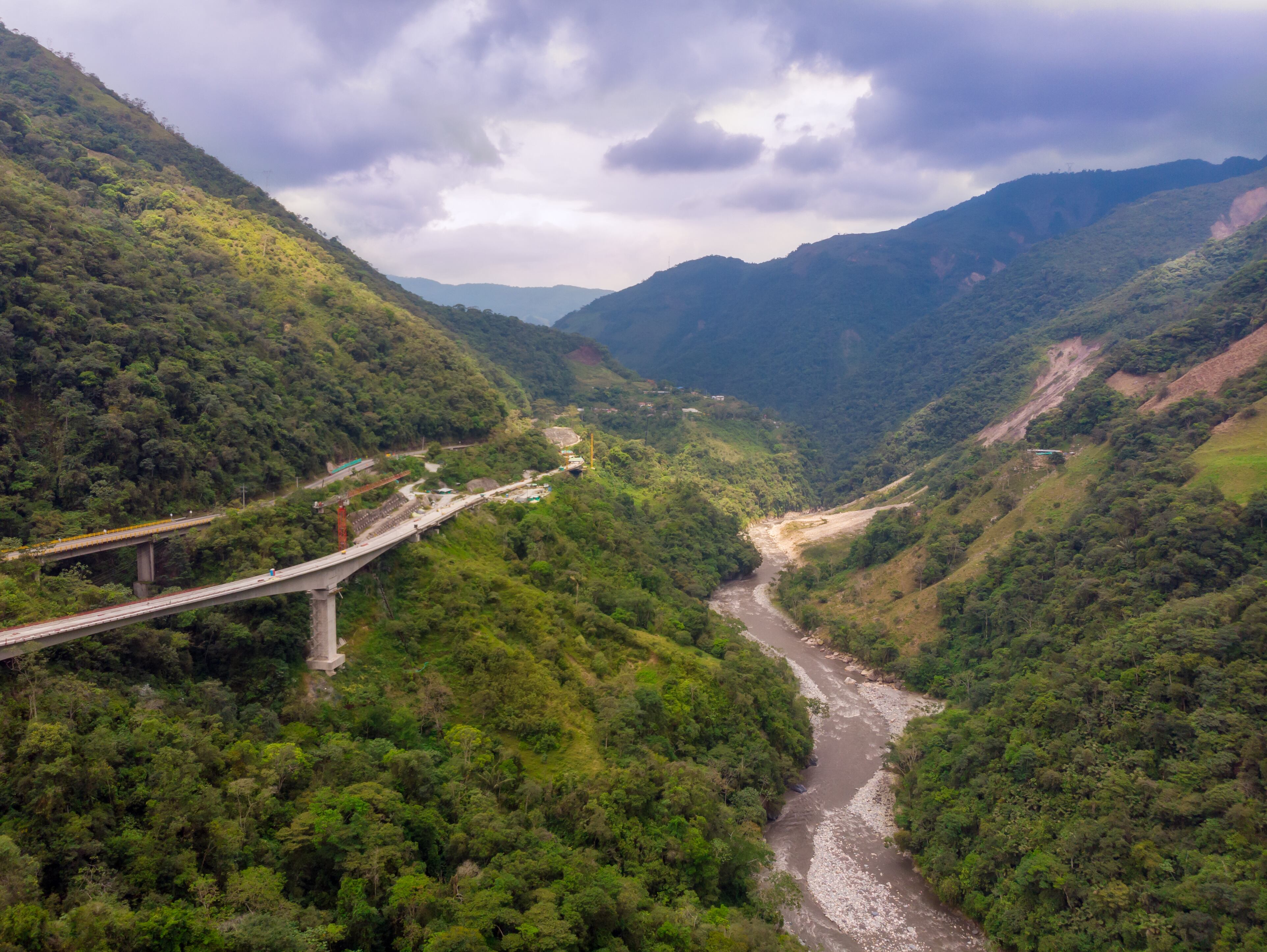 Con una ubicación estratégica y una riqueza natural incomparable, el Meta impulsa proyectos que reflejan su compromiso con el progreso sostenible.