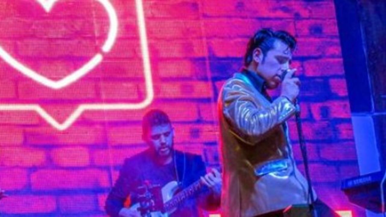 El imitador de Elvis Presley sufrió de una depresión por un desamor