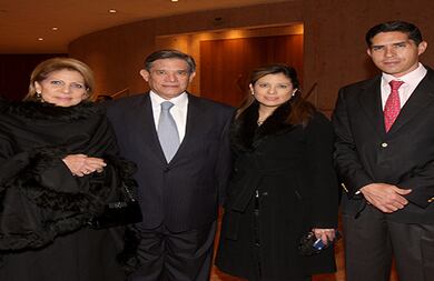 Myriam de Padilla, Freddy Padilla de León, Johanna Padilla Hodges y Freddy Padilla Hodges. 