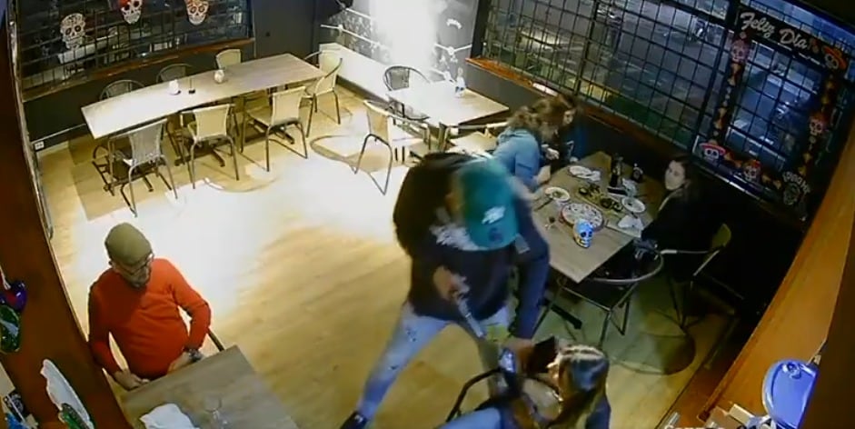 Los hechos se registraron en un restaurante de comida mexicana