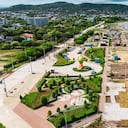 Playa Miramar comprende 4.130 metros cuadrados de infraestructura y 1,2 kilómetros de malecón entre el Faro de los Sueños y el sector de Pescadores.