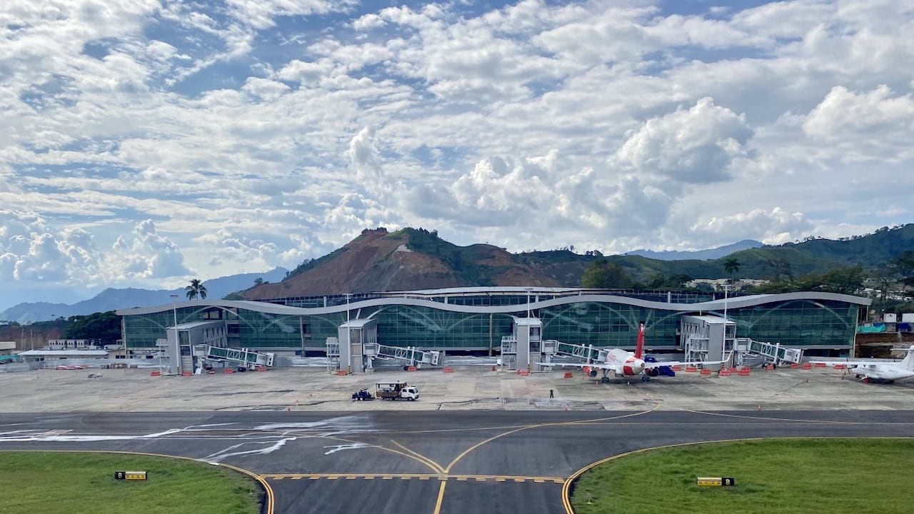 La aerolínea encargada de la operación de estas rutas es Avianca.