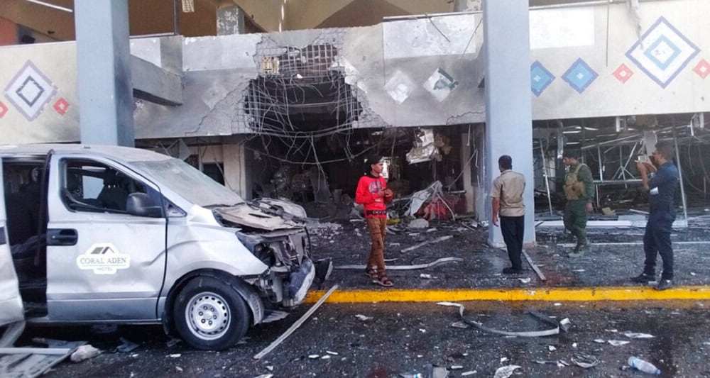 xplosión en aeropuerto de Yemen deja 26 muertos