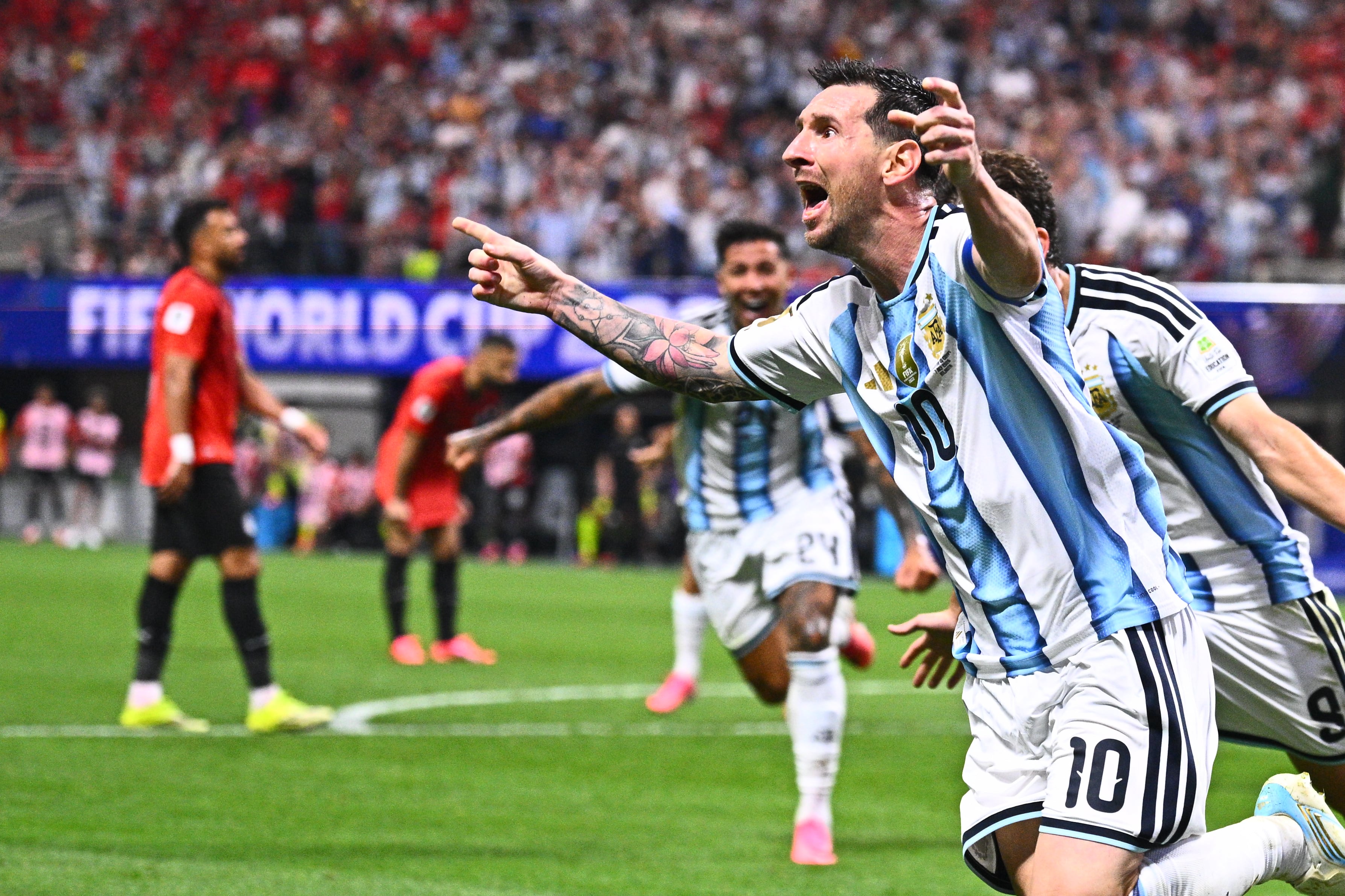 Argentina's Lionel Messi (10) celebrates scoring their second goal during the World Cup round of 16 soccer match between Argentina and Egypt in Atlanta, Tuesday, July 7, 2026. (AP Photo)