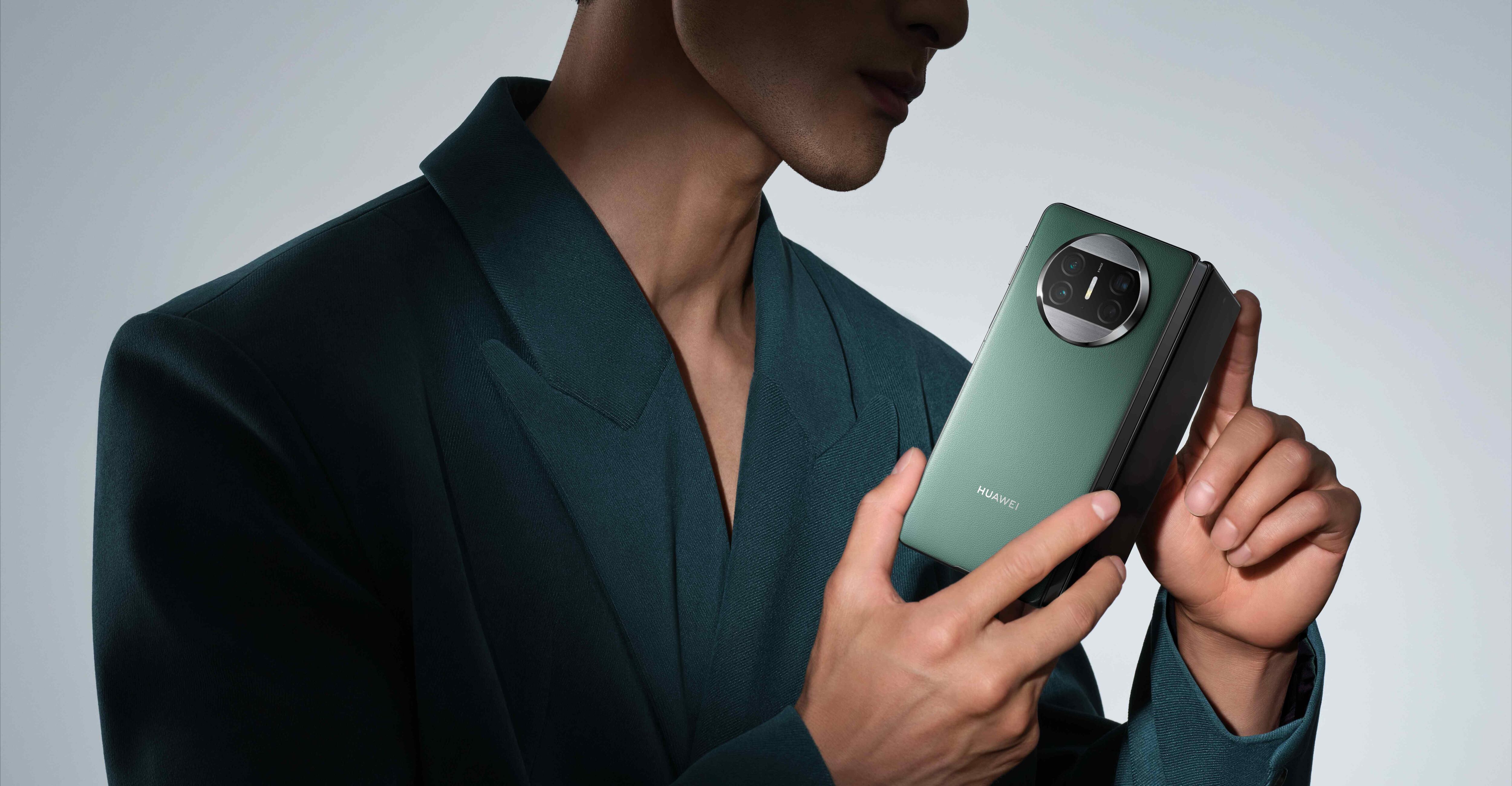 El nuevo plegable de Huawei tiene resistencia a los golpes.