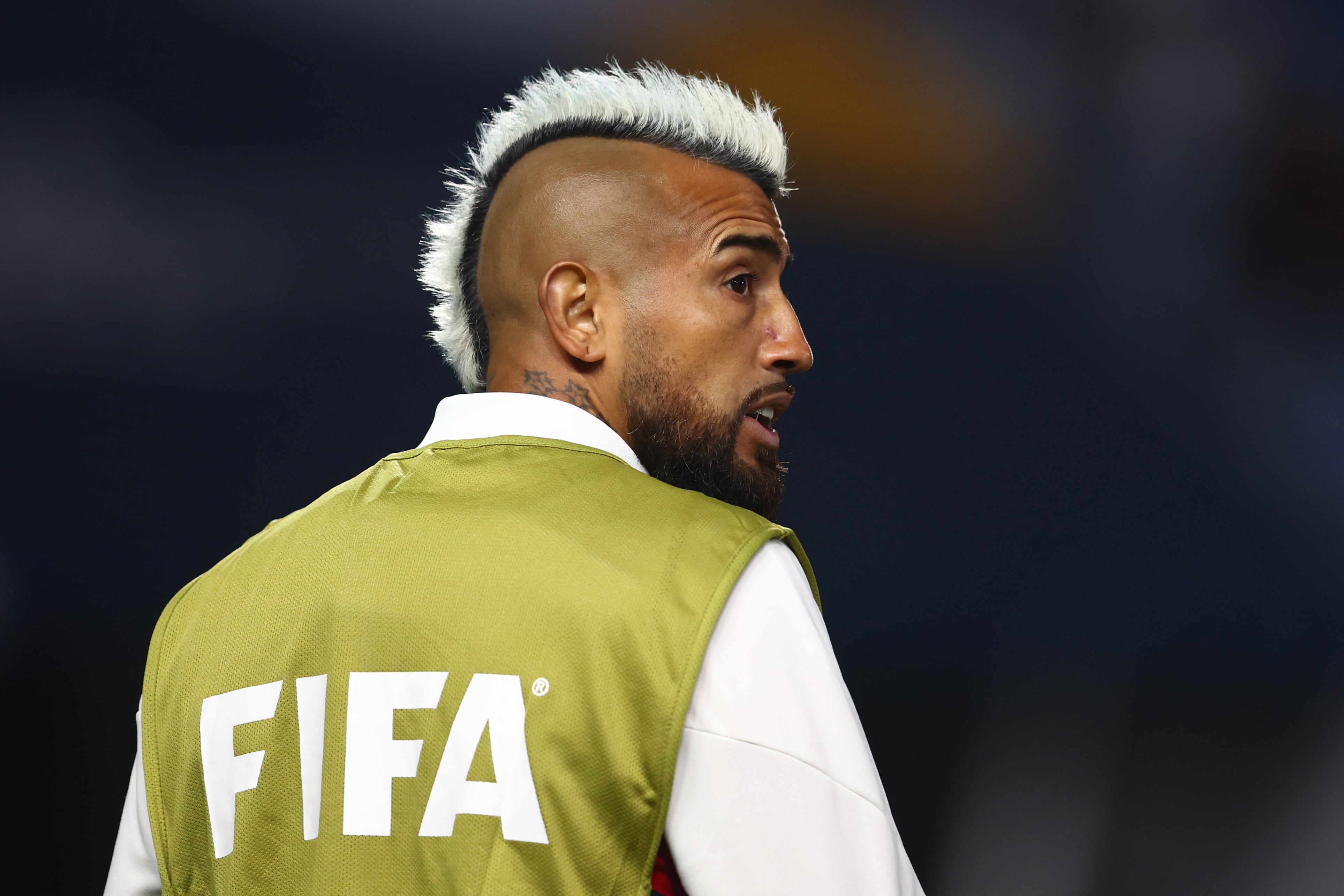 TANGER MED, MOROCCO - FEBRUARY 07: Arturo Vidal of Flamengo looks on during the FIFA Club World Cup Morocco 2022 Semi Final match between Flamengo v Al Hilal SFC at Stade Ibn-Batouta on February 07, 2023 in Tanger Med, Morocco. (Photo by Chris Brunskill/Fantasista/Getty Images)