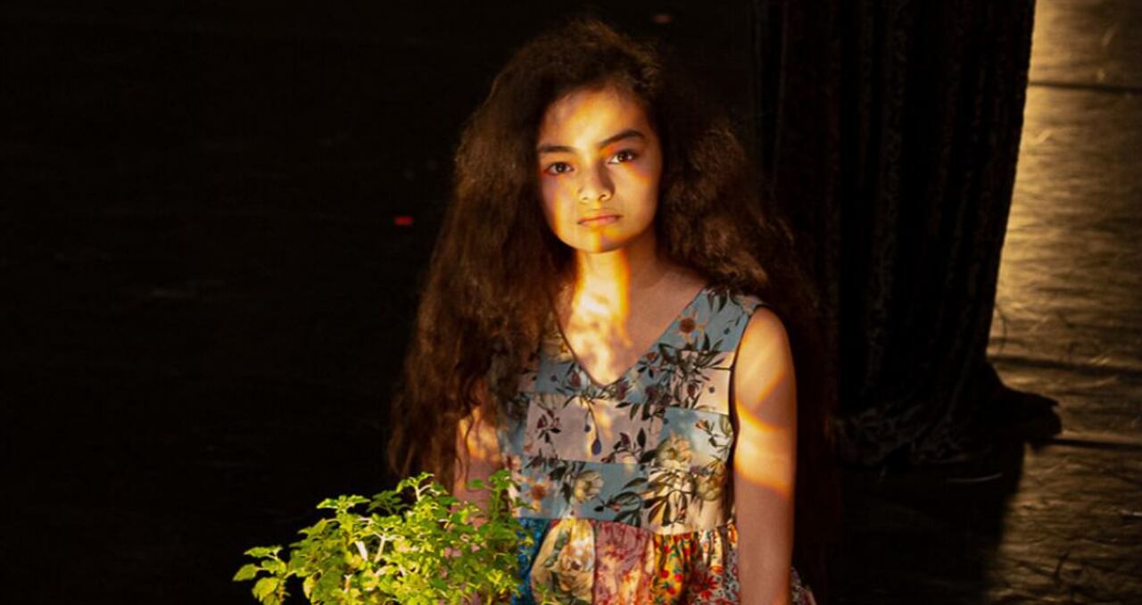 L'Explose Danza presenta Estela en el Teatro Mayor Julio Mario Santo Domingo.