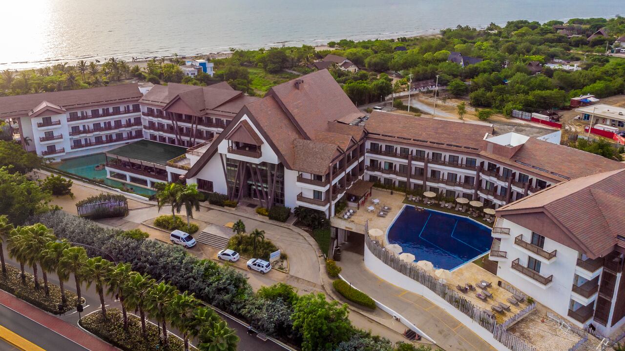 El Grand Sirenis Cartagena cuenta con 146 habitaciones y una bridal suite, un diseño que combina influencias orientales y contemporáneas.