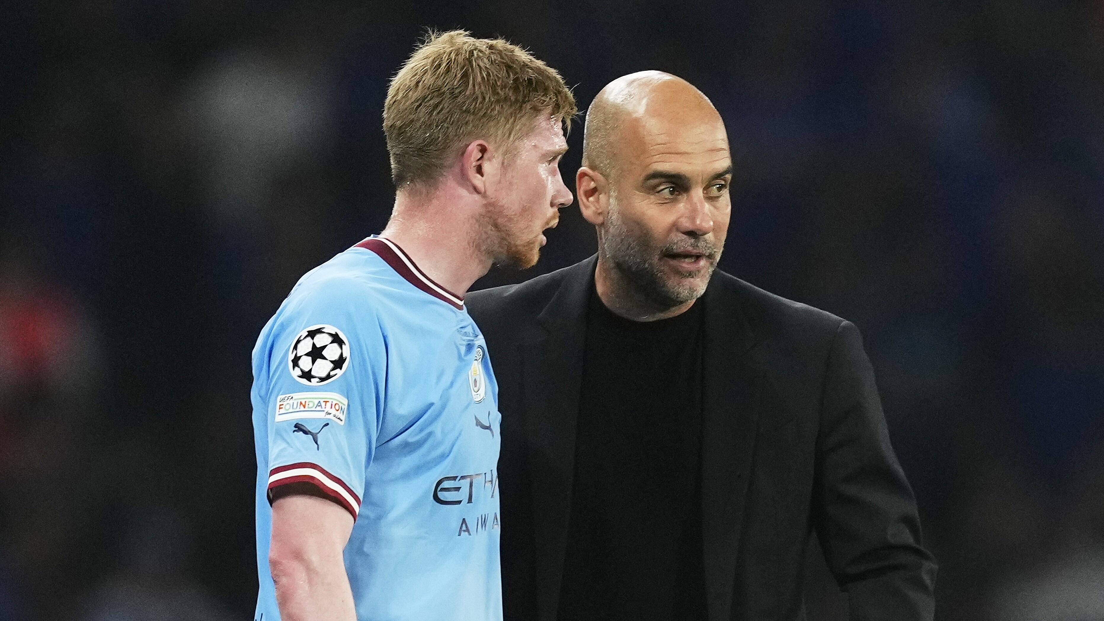 Kevin de Bruyne y Pep Guardiola en la final de la Champions League