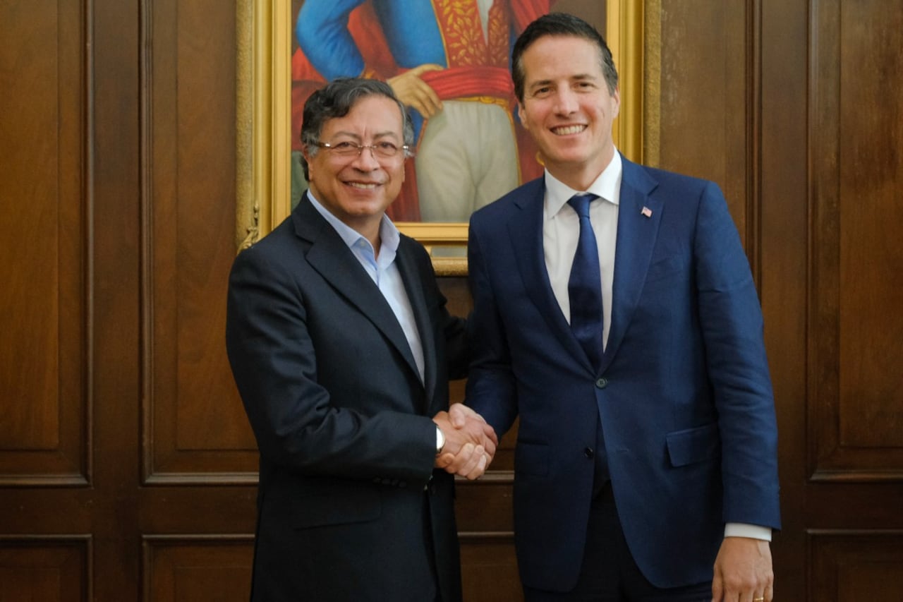 senador republicano Bernie Moreno