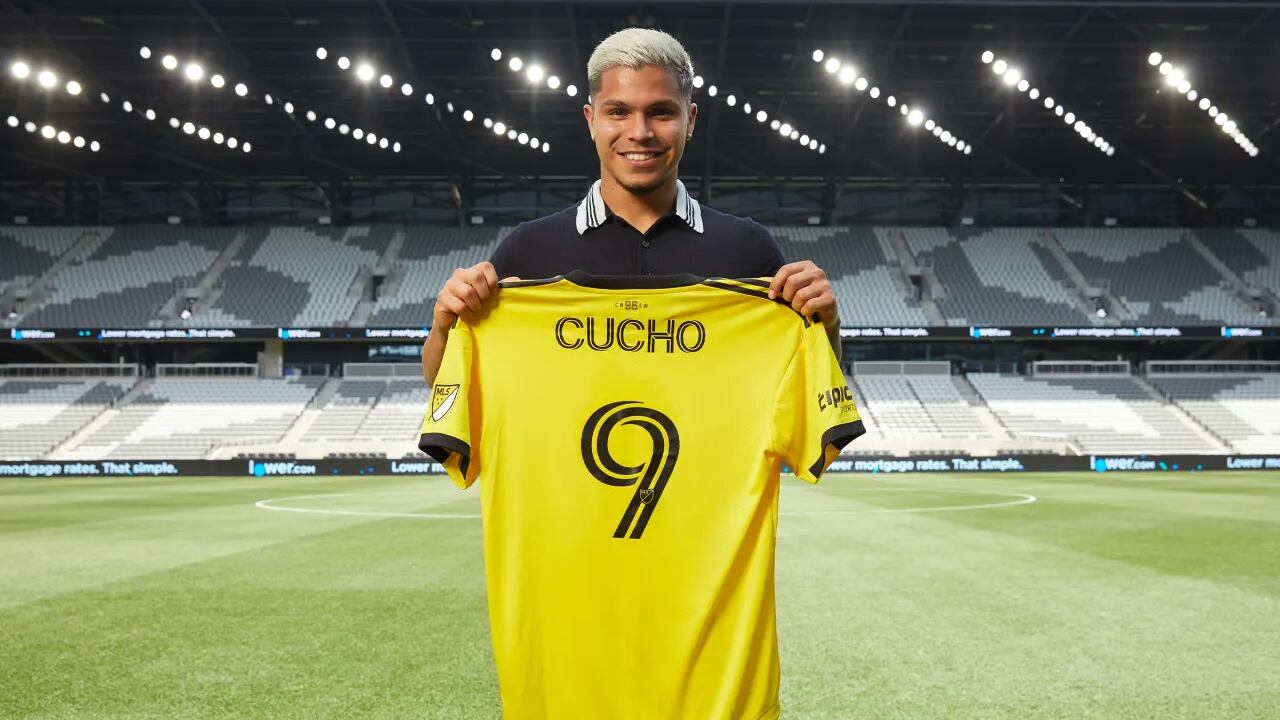 Columbus Crew presentó oficialmente a Juan Camilo Hernández con el dorsal número 9