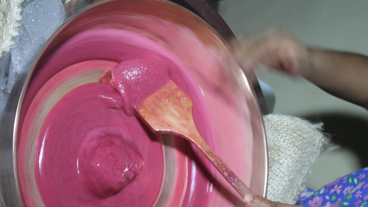 El tradicional helado de paila que se prepara en Popayán.