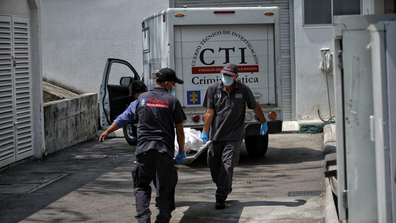 El traslado a Medicina Legal, en el departamento del Huila, del intendente Luis Alberto Sabi Gutiérrez