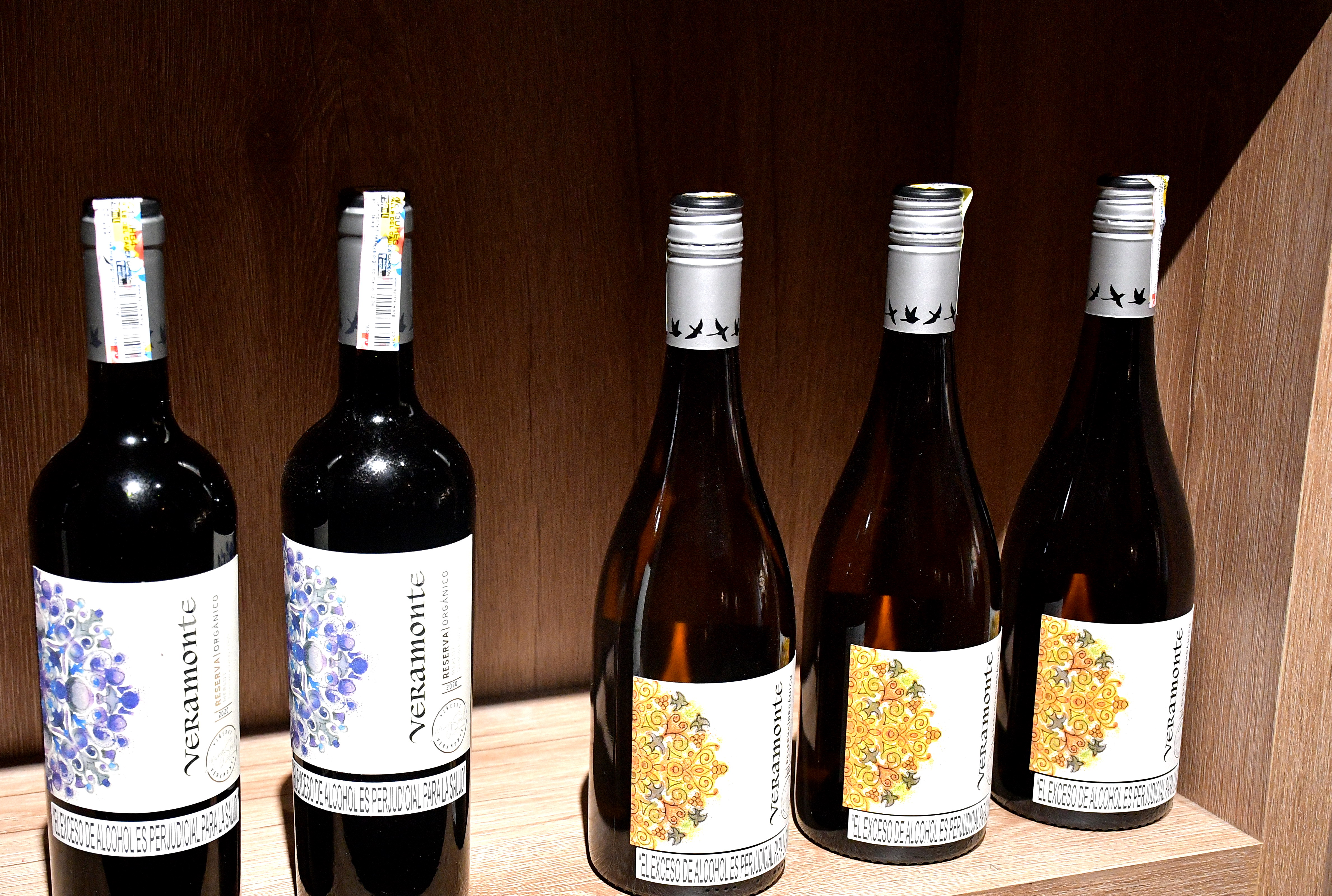 Wine Fest 2024, un encuentro de sabores y cultura, que deleitó a Cali con su degustación de vinos y variedad gastronómica
Caleños y turistas se reunieron en la Plazoleta Jairo Varela, el lugar perfecto para maridar sus vinos favoritos con el exquisito sabor culinario de la región.