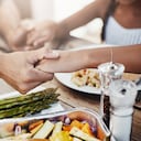 Orar por los alimentos es dar gracias a Dios.