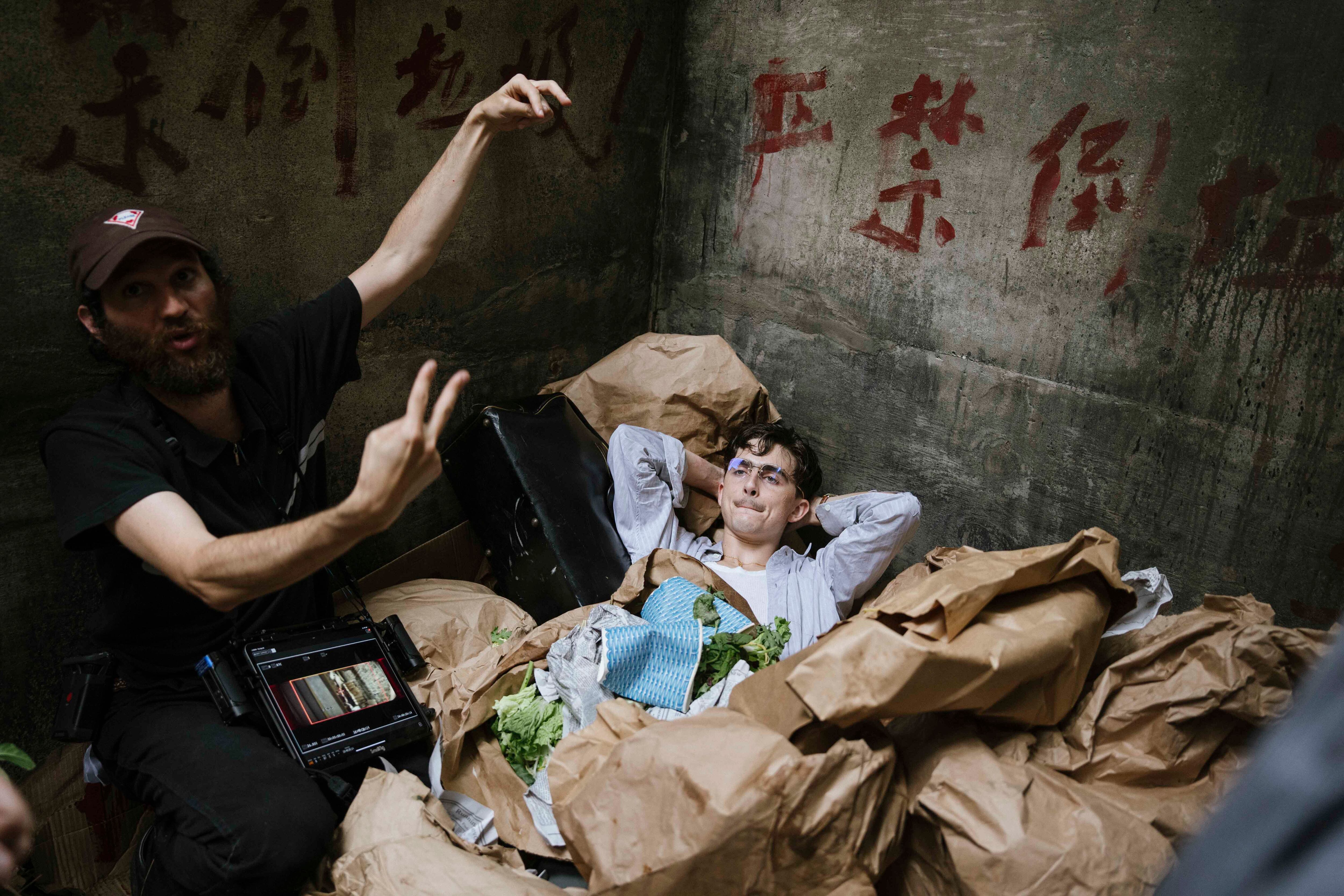 Josh Safdie dirige a Timothée Chalamet en 'Marty Supreme'.