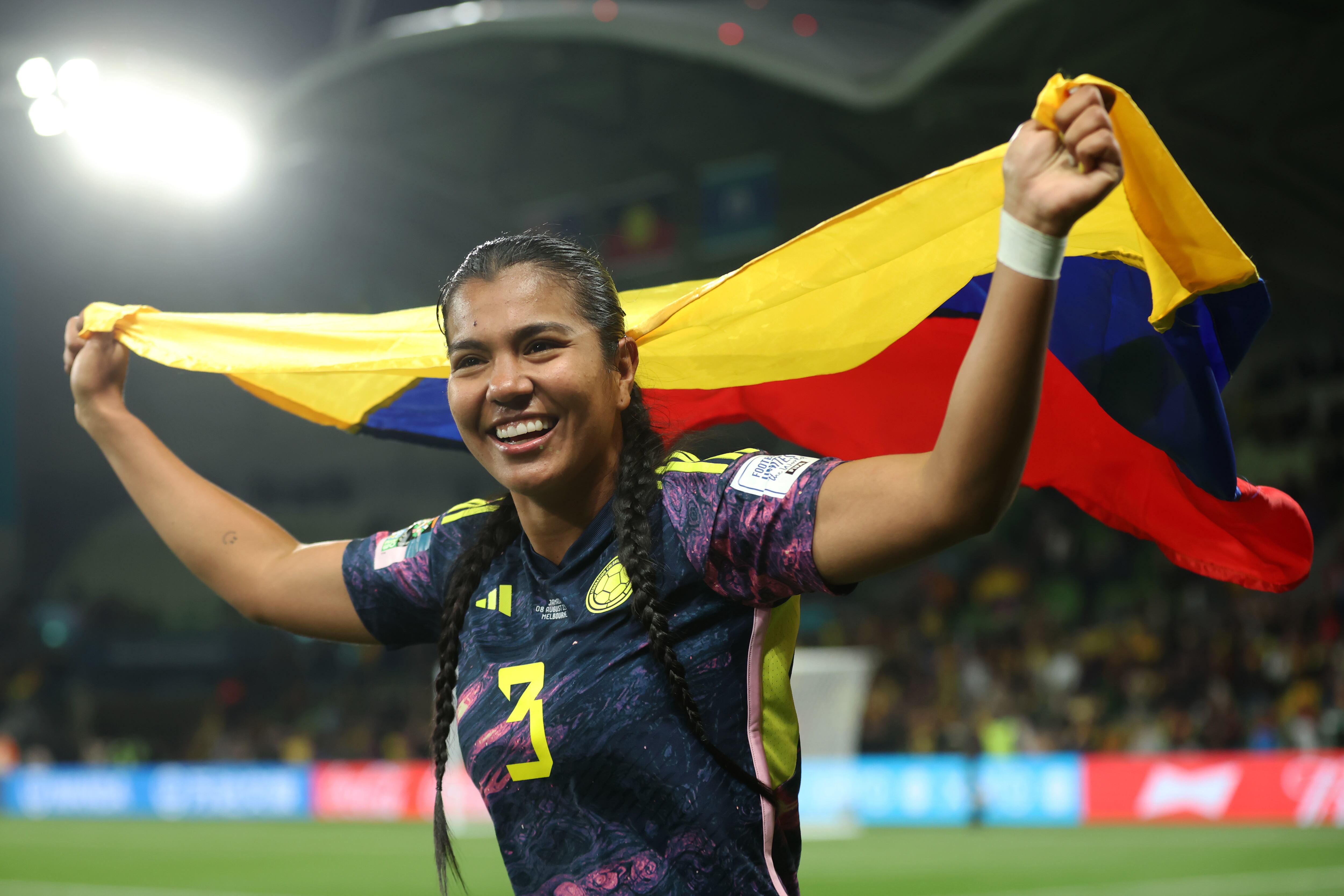 MELBOURNE, AUSTRALIA - 8 DE AGOSTO: Daniela Arias de Colombia celebra la victoria del equipo por 1-0 y avanza a los cuartos de final luego del partido de octavos de final de la Copa Mundial Femenina de la FIFA Australia y Nueva Zelanda 2023 entre Colombia y Jamaica en el Estadio Rectangular de Melbourne el 8 de agosto , 2023 en Melbourne/Naarm, Australia. (Foto de Alex Grimm - FIFA/FIFA vía Getty Images)