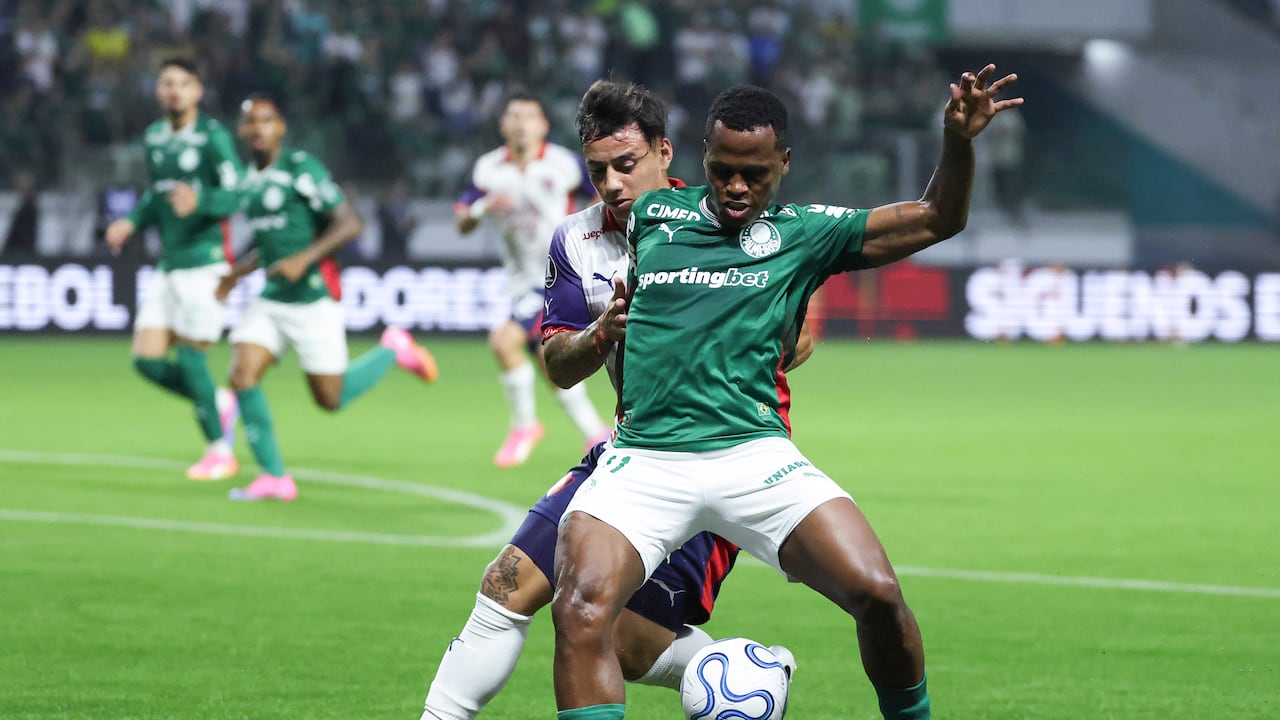 Jhon Arias contra Cerro Porteño