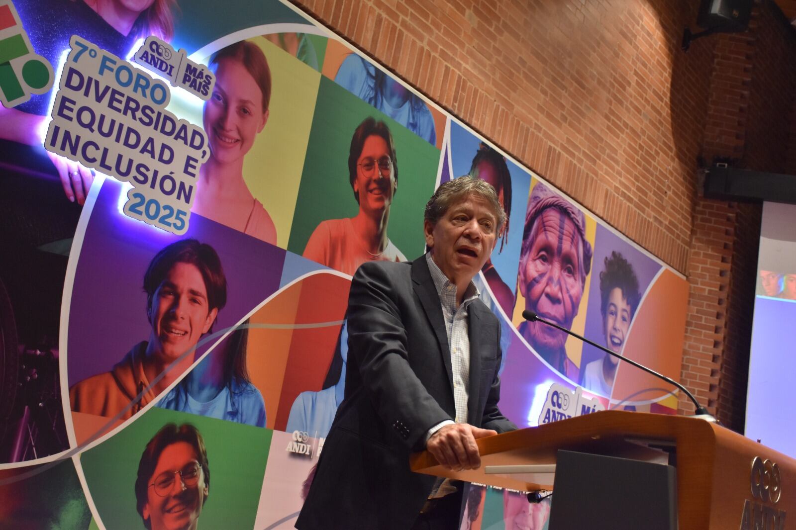 Bruce Mac Master, presidente de la Andi