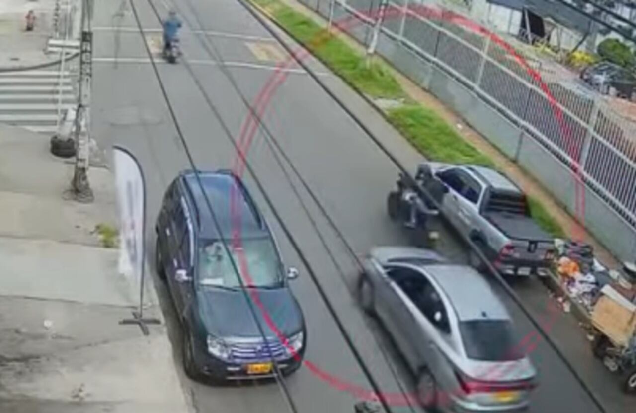 El accidente de tránsito se produjo luego de un robo con arma de fuego y afectó a personas que no tenían relación con el hecho.