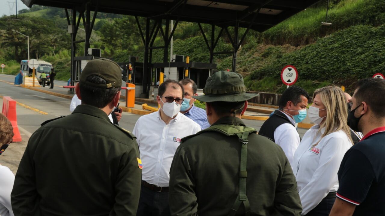 La Fiscalía judicializó a seis personas capturadas por hechos de vandalismo en un peaje ubicado en la vía que comunica a Manizales con Medellín.