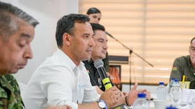 El ministro de Defensa, Pedro Sánchez, lideró una reunión estratégica de seguridad en el departamento de Arauca.