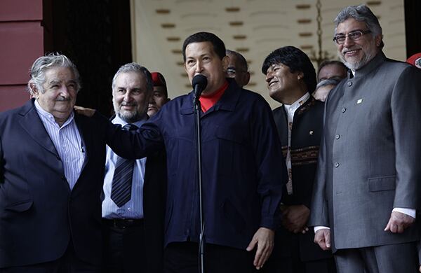 Reaparición del presidente venezolano junto a otros mandatarios de la región.
