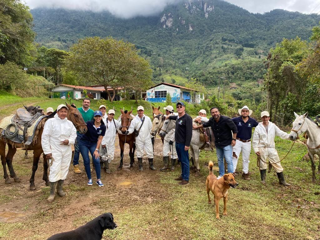 Impresionante: en los Farallones de Cali han retirado más de 600 kilos de residuos peligrosos.