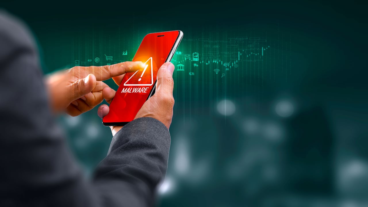 La función de 'modo seguro' facilita detectar problemas en el sistema al iniciar el teléfono sin apps externas.