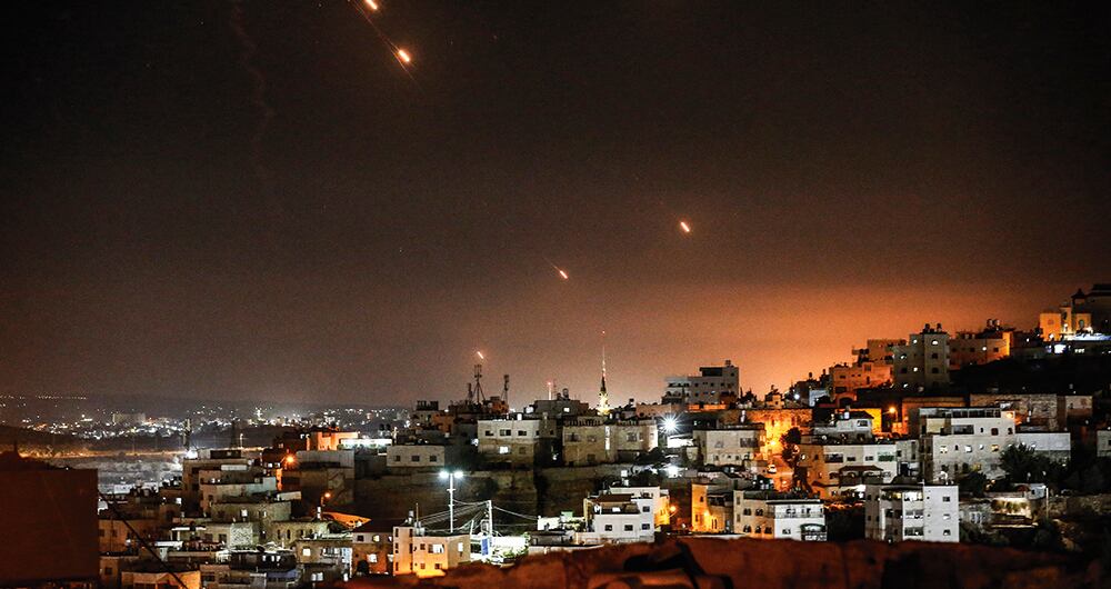 El ataque de Irán hacia Israel del pasado martes ha encendido las alarmas del mundo por temor a una escalada del conflicto en la región. Pareciera que solo un milagro podría evitarlo.