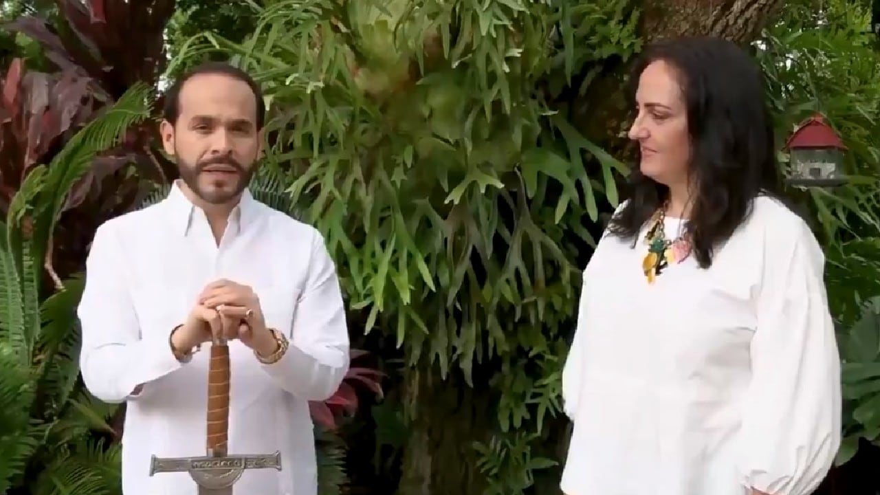 El abogado, por medio de un video, mostró el apoyo a la congresista de cara a las elecciones presidenciales de 2022.