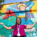 Este sábado 7 de agosto, la Comuna 8 de Medellín recibió a la deportista colombiana Mariana Pajón con un enorme mural de agradecimiento por su medalla de plata en los Juegos Olímpicos 2020.