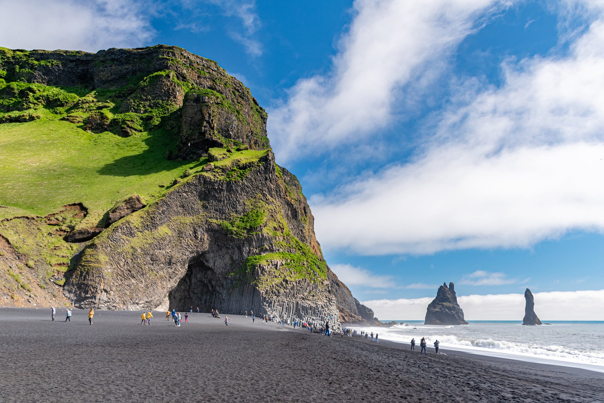 Playa Reynisfjara al sur de Islandia.