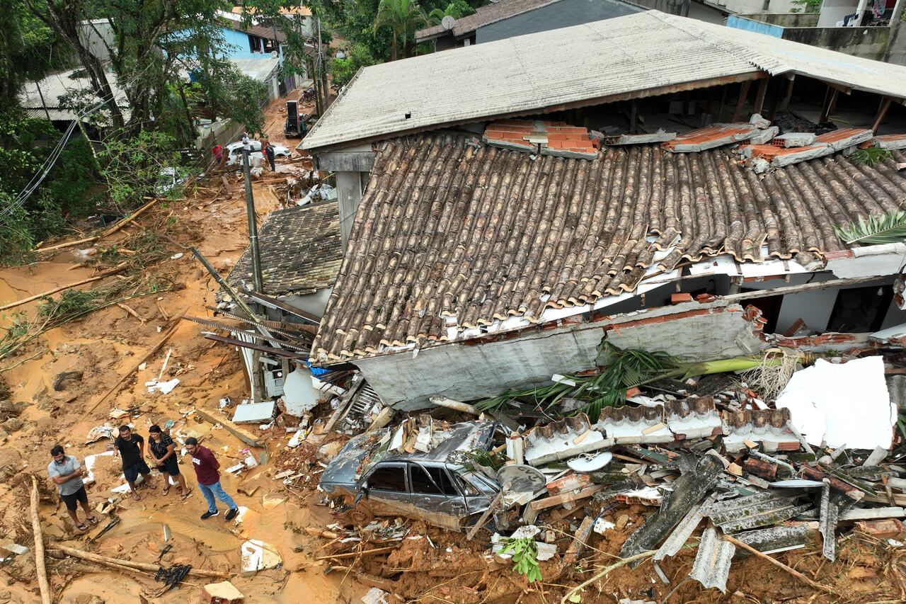 Tragedia invernal en Brasil ya deja 40 muertos.