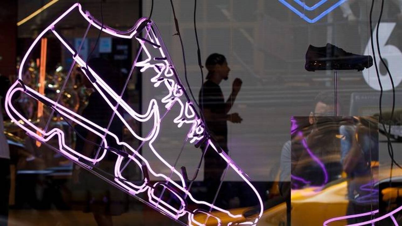 35. Nike - Esta compañía multinacional de equipos deportivos tiene su sede cerca de Beaverton, Oregon. - Número de trabajadores globales: más de 74.400.