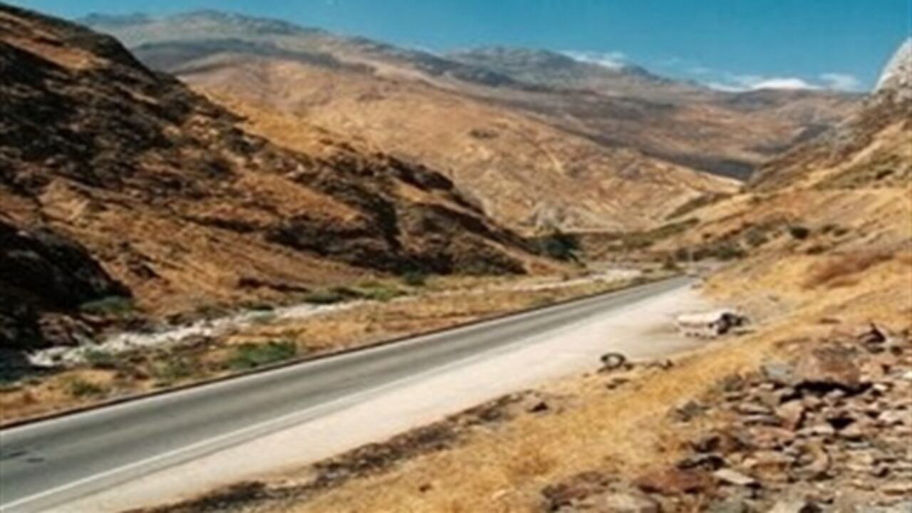 La firma del contrato se realizará con presencia del presidente de Perú, Alan García y sus Ministro de Obras y Comunicaciones.