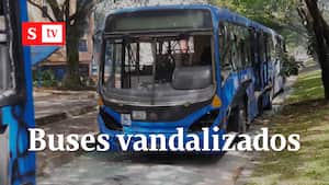 Buses del MIO en Cali vandalizados en medio del paro nacional del 28 de abril