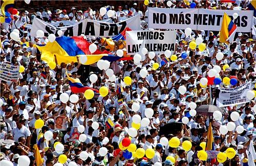 En Cali, cerca de 70.000 personas se agolparon desde las 8:00 a.m. en las principales calles de la ciudad para pedir por la libertad de todos los secuestrados.