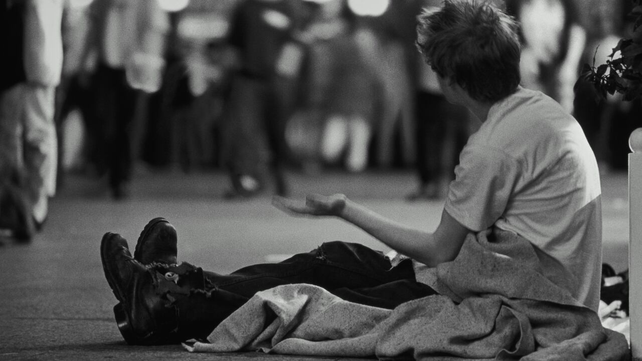 La nueva ley contempla una pena de hasta 30 años de cárcel para quienes usen menores para la mendicidad.