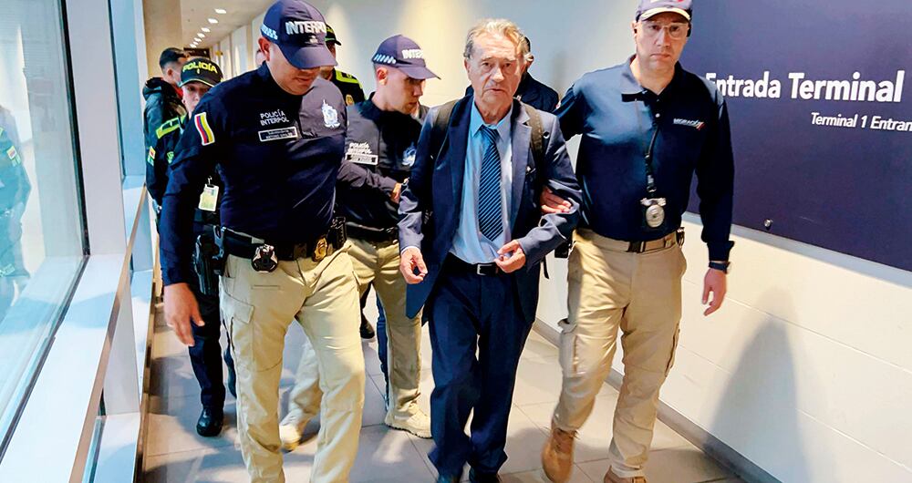 Carlos Lehder llegó ayer al aeropuerto El Dorado y fue capturado. Tiene una deuda pendiente con la justicia.